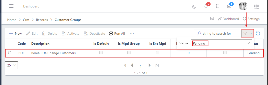 image showing customer group list filtered for pending status