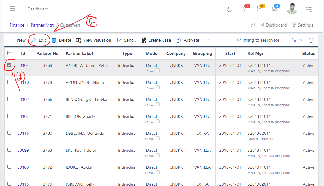  Image showing button to edit a customer